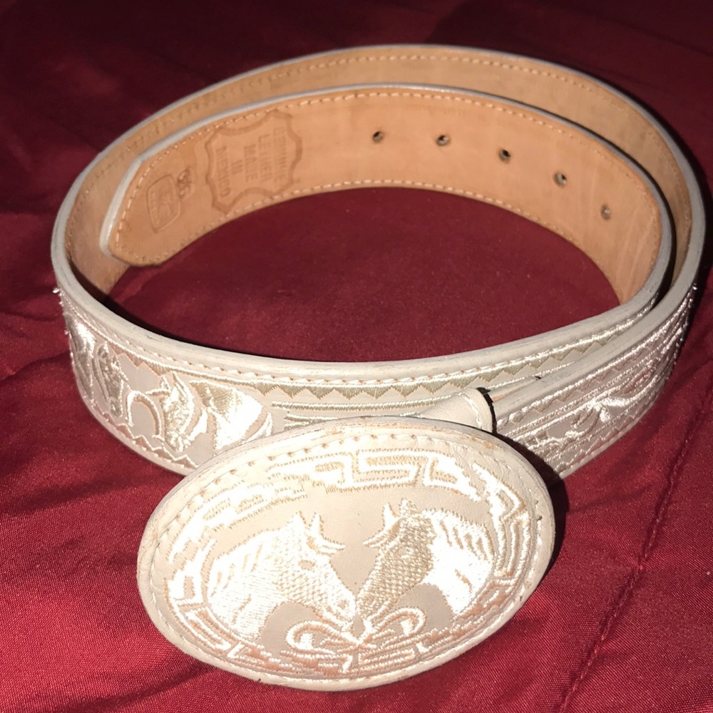 Men’s Genuine leather Belt .